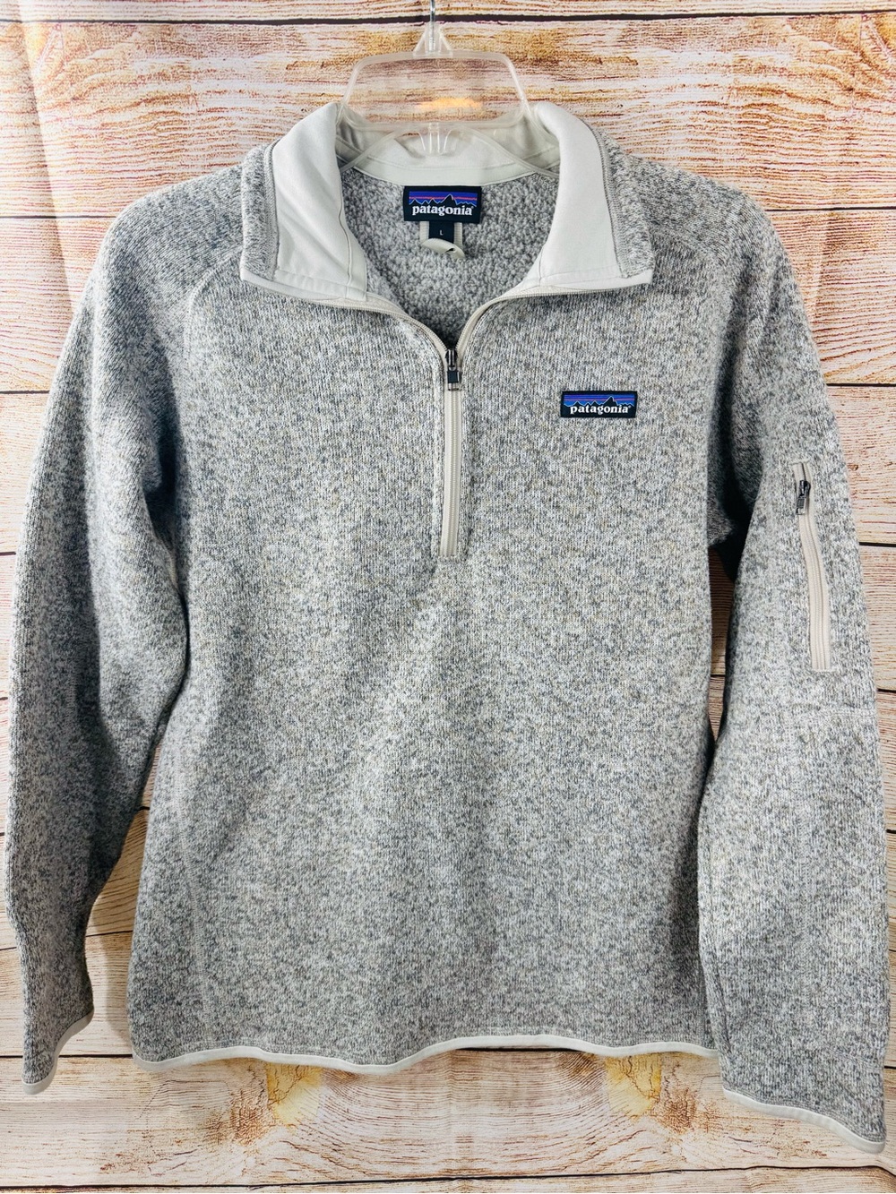 Patagonia Women’s Light Gray Zip-Up Fleece Pullover